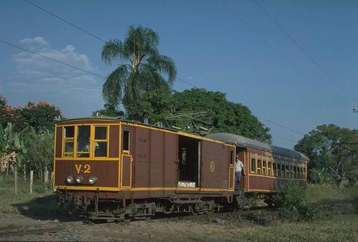 Gepäcktriebwagen V-2 auf der Talstrecke, Personenzug, 1997.