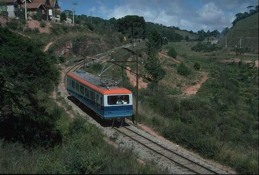 Mountain section motor coach A-2, near São Cristovão, Campos do Jordão, 1997.