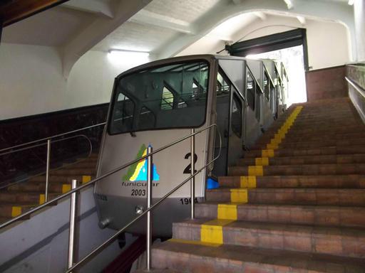 Car of 2003 at the lower station. Monserrate, Colombia.