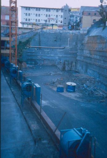 Salvador, neue Stadtbahn, Brasilien.