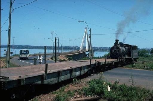 New combined rail/road bridge, Encarnación  - Posadas.